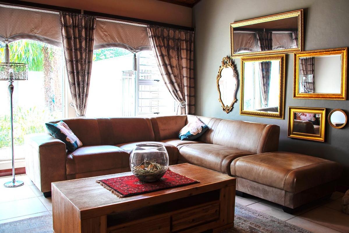 Kroon Manor クルーンスタッド エクステリア 写真